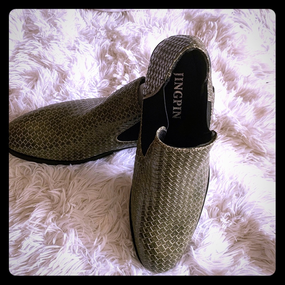 Italian men’s woven leather boot by JINGPIN